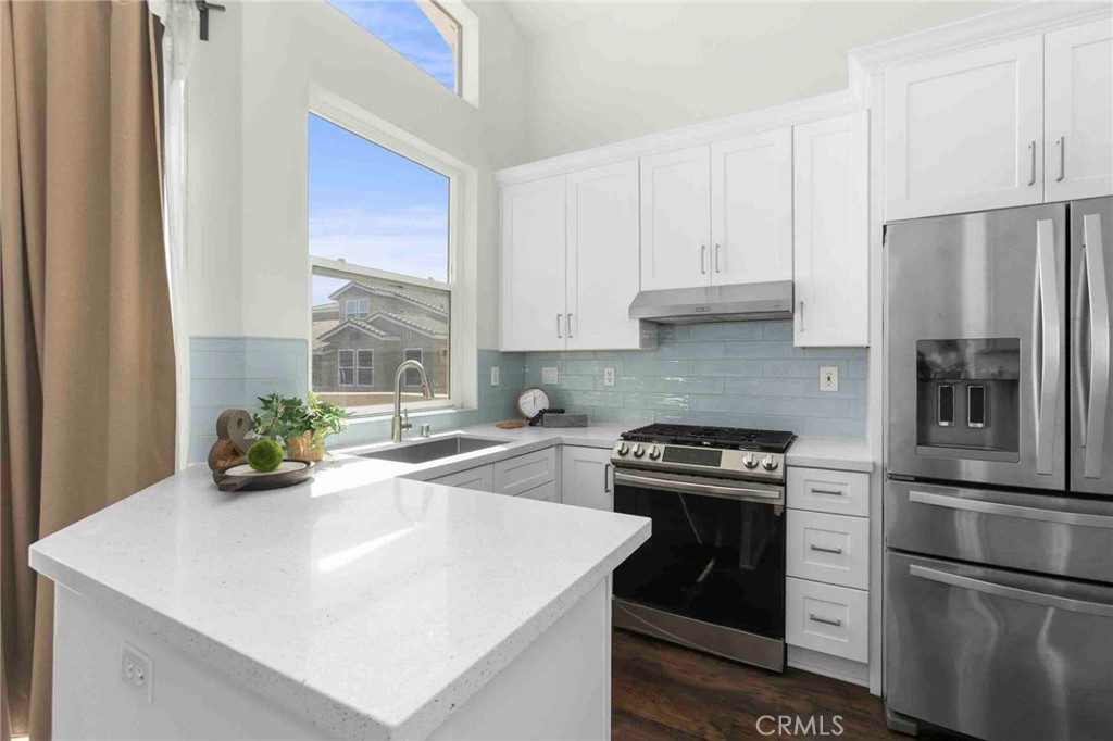 1127 S Positano Property Photo 9