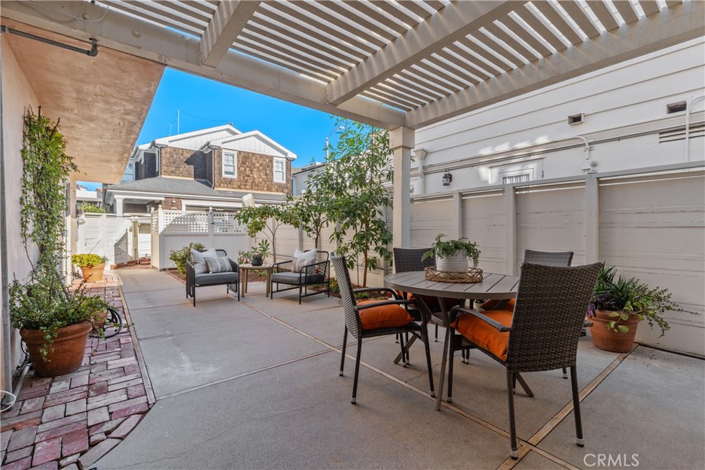 122 Crystal Property Photo 23