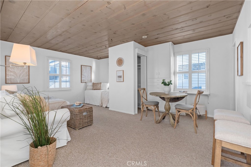 122 Crystal Property Photo 27