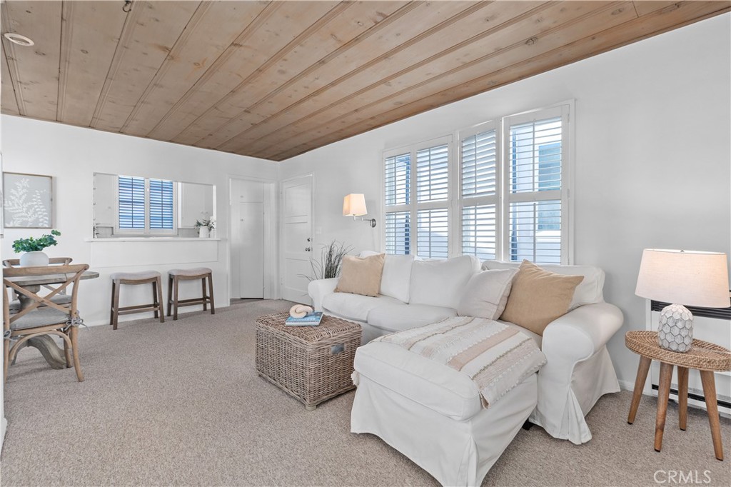 122 Crystal Property Photo 29