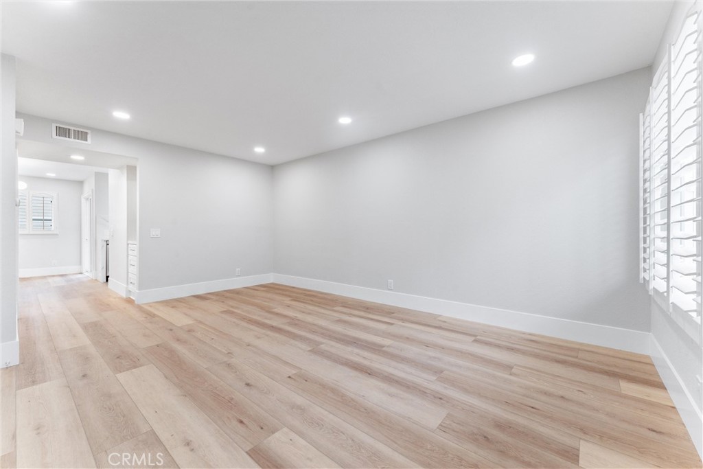 44 Elksford Avenue 3 Property Photo 3