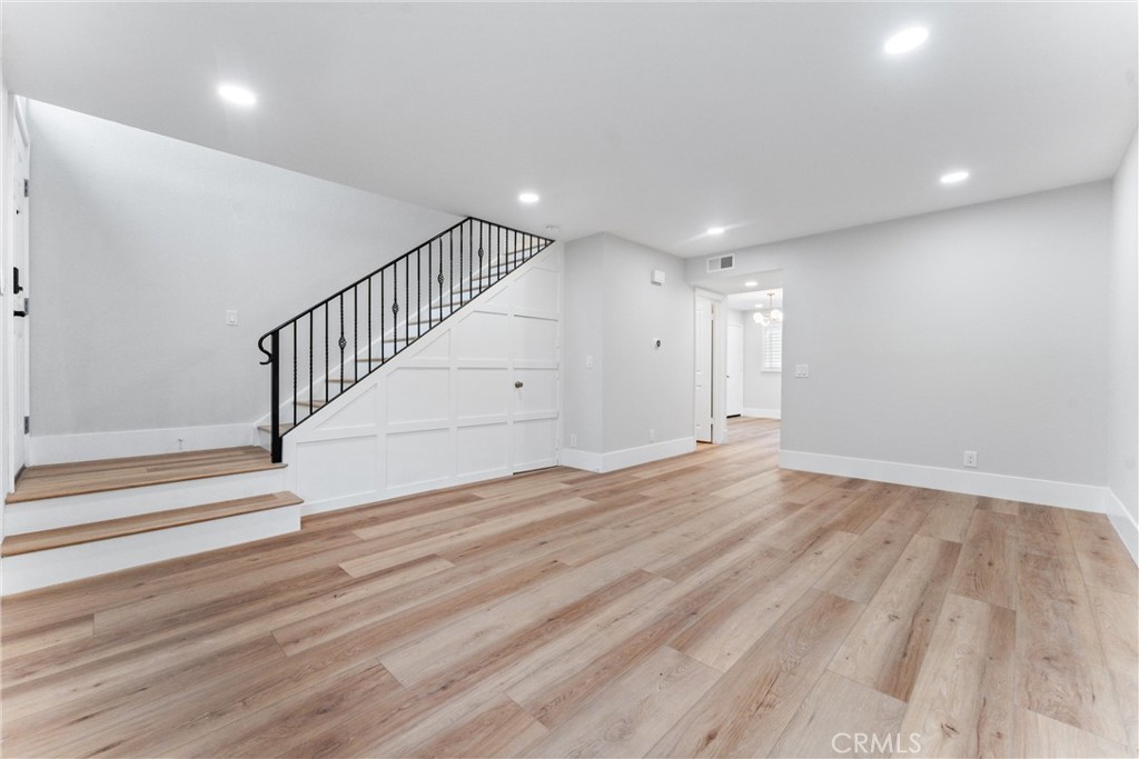 44 Elksford Avenue 3 Property Photo 5