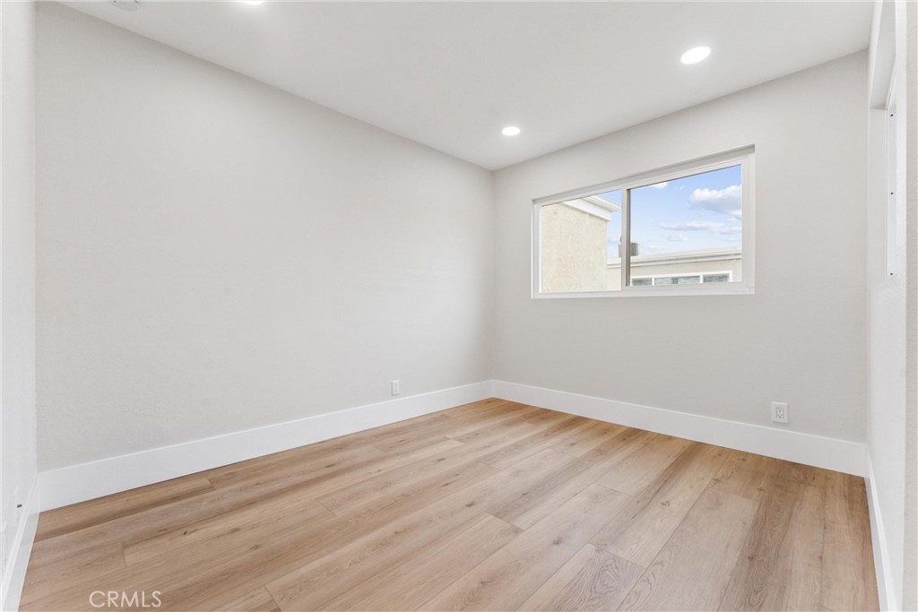 44 Elksford Avenue 3 Property Photo 36
