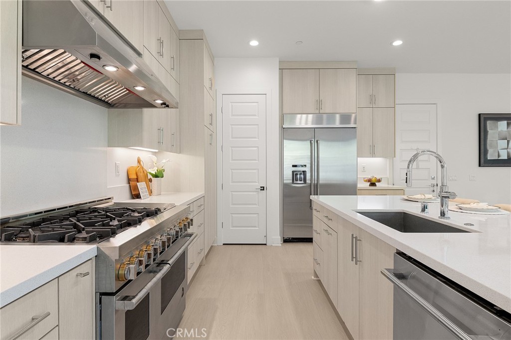 200 Orange Grove Property Photo 10