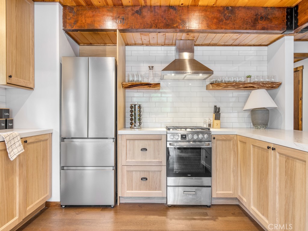 42535 Avalon Property Photo 14