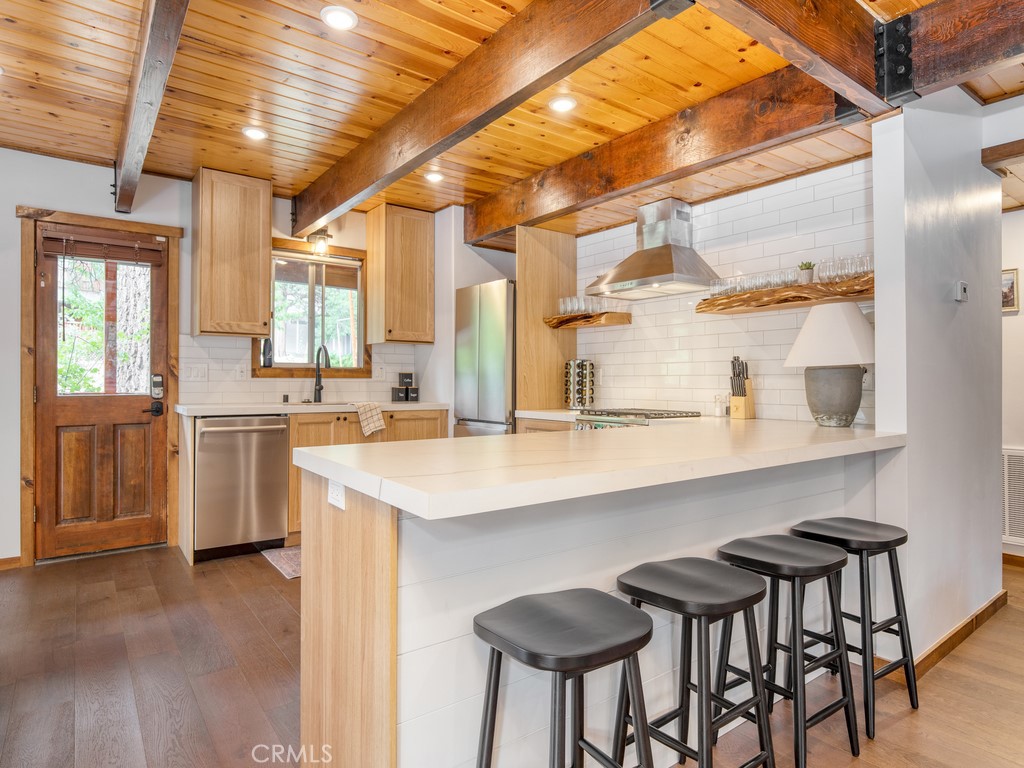 42535 Avalon Property Photo 16