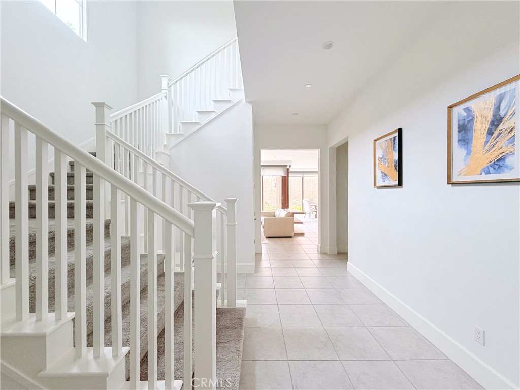 215 Piazza Property Photo 3