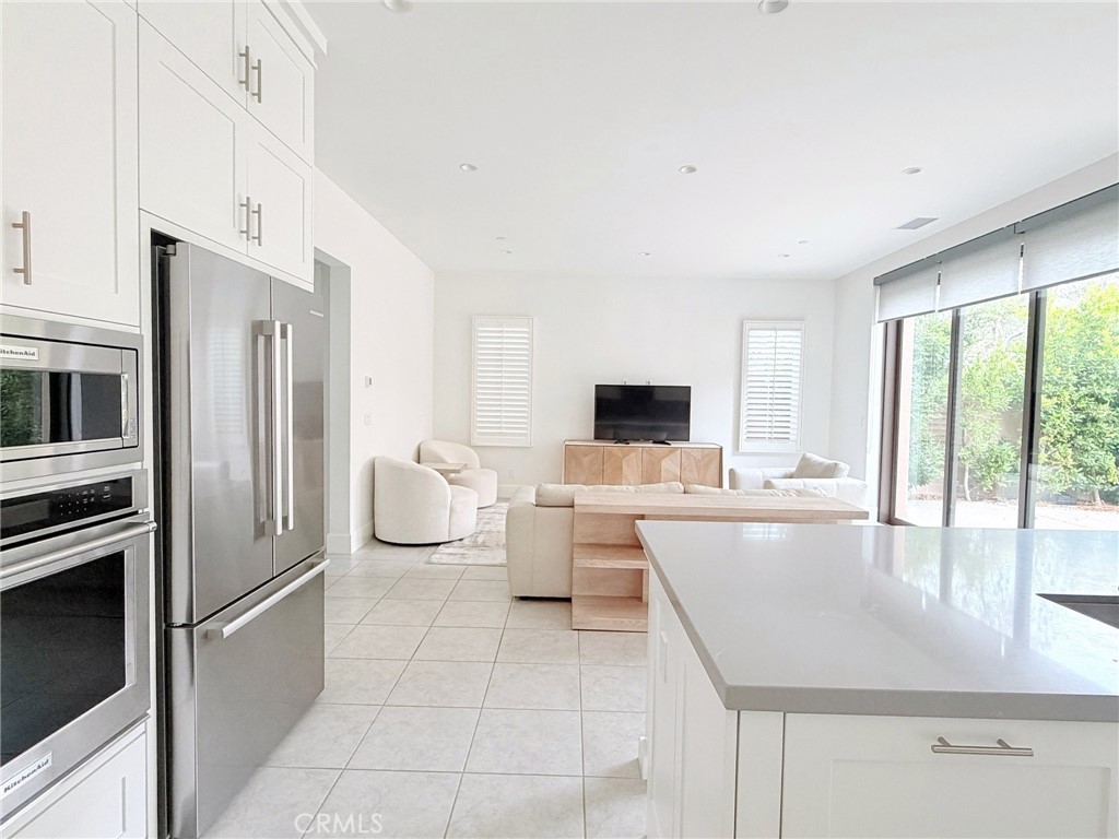 215 Piazza Property Photo 8