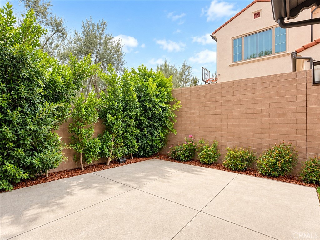 215 Piazza Property Photo 34