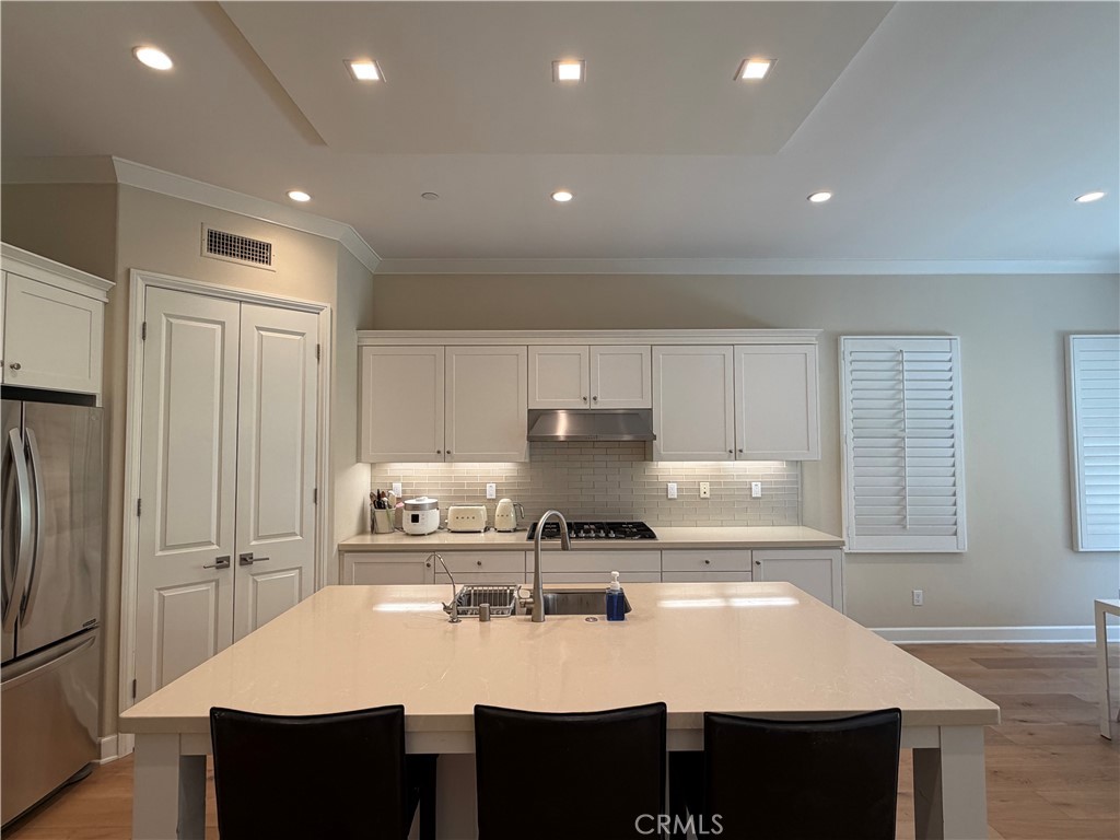 116 Rotunda Property Photo 5