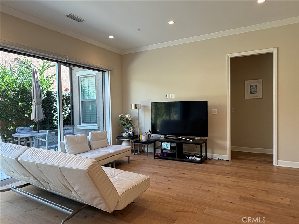 116 Rotunda Property Photo 9