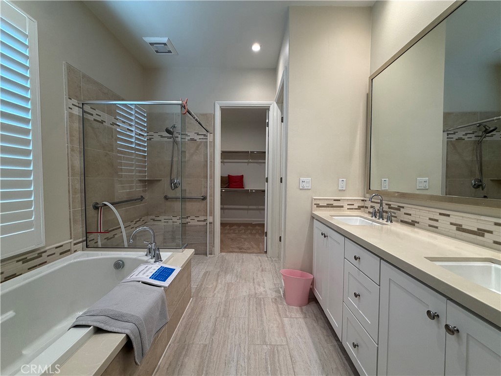 116 Rotunda Property Photo 12