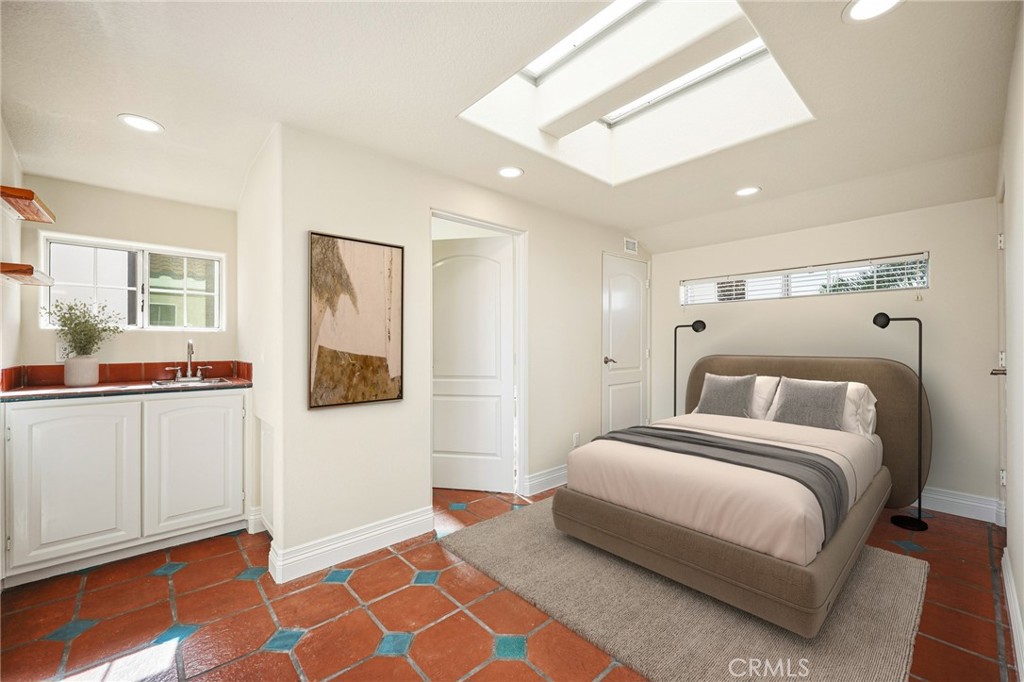 416 9th Property Photo 6