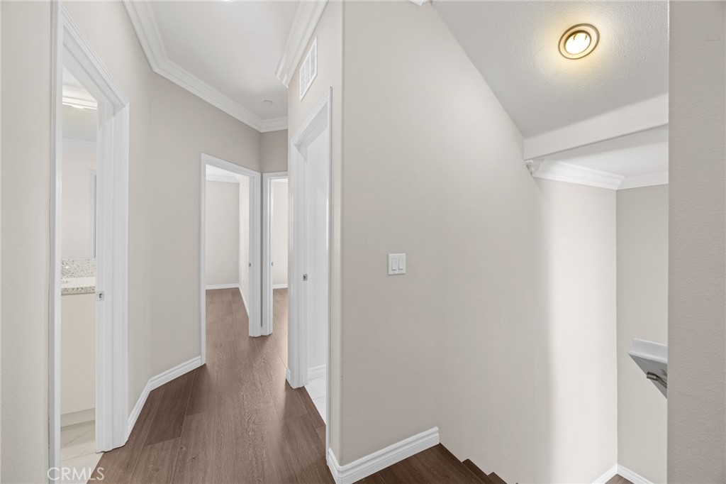 640 S Gladys Ave C Property Photo 25