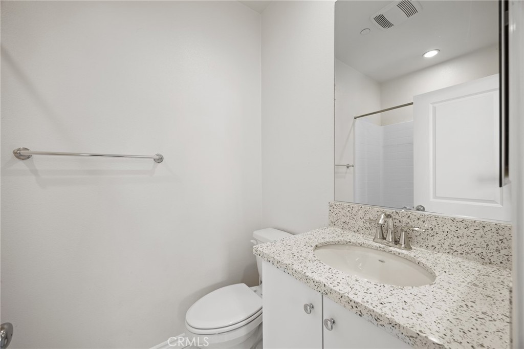 640 S Gladys Ave C Property Photo 56
