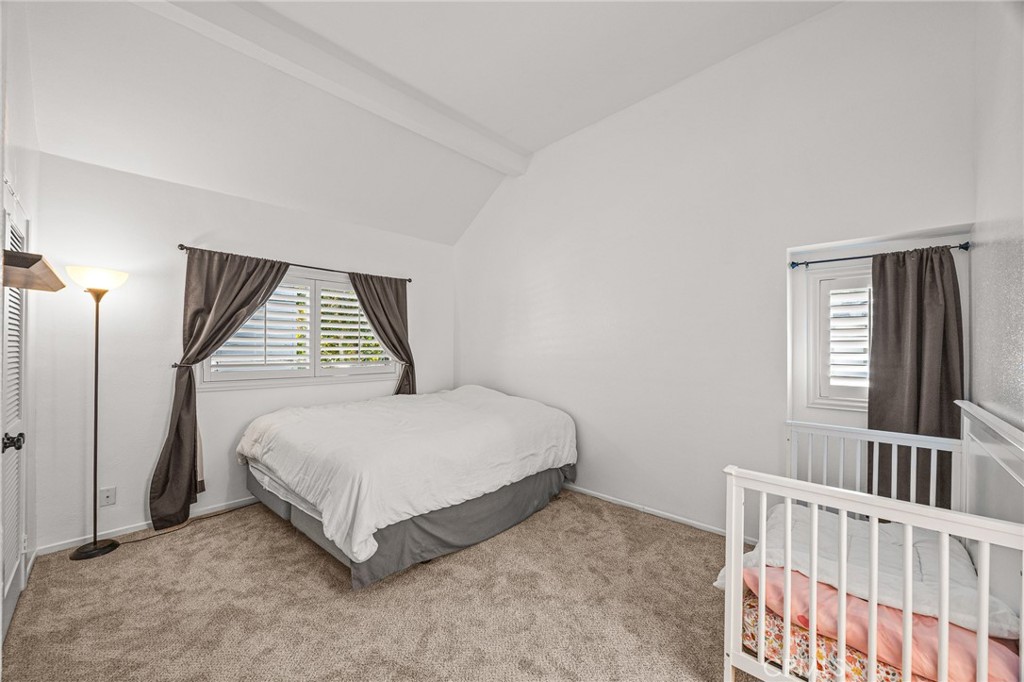 2226 S Greenwood B Property Photo 15