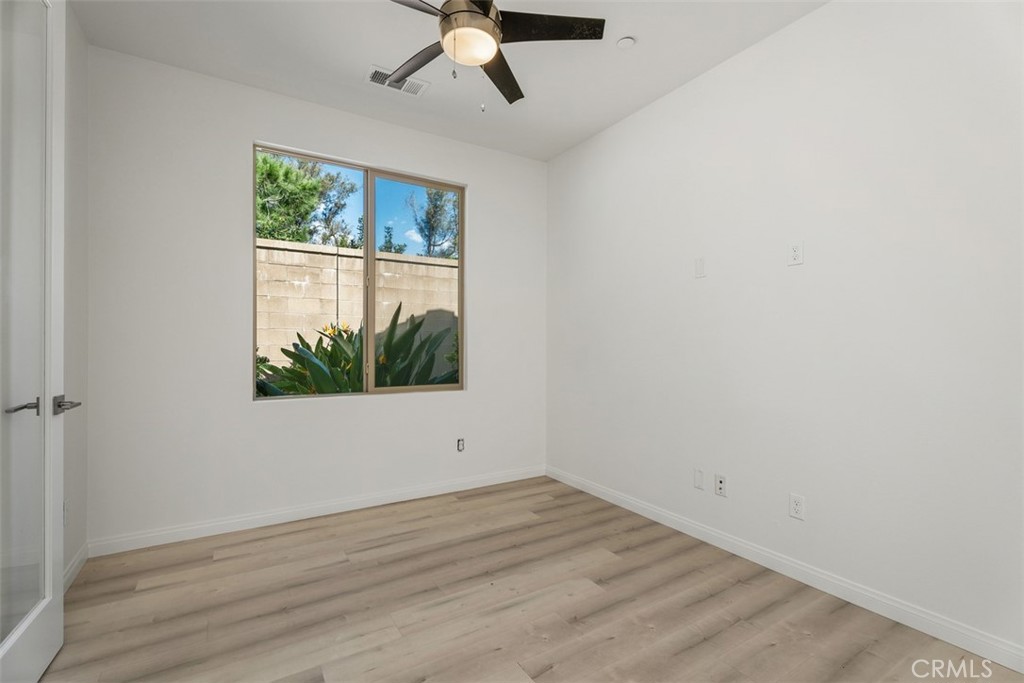 168 Burgess Property Photo 25
