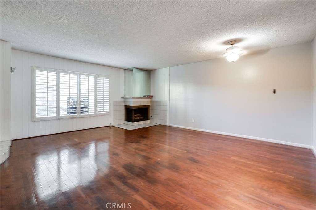 10793 Onyx Court Property Photo 4