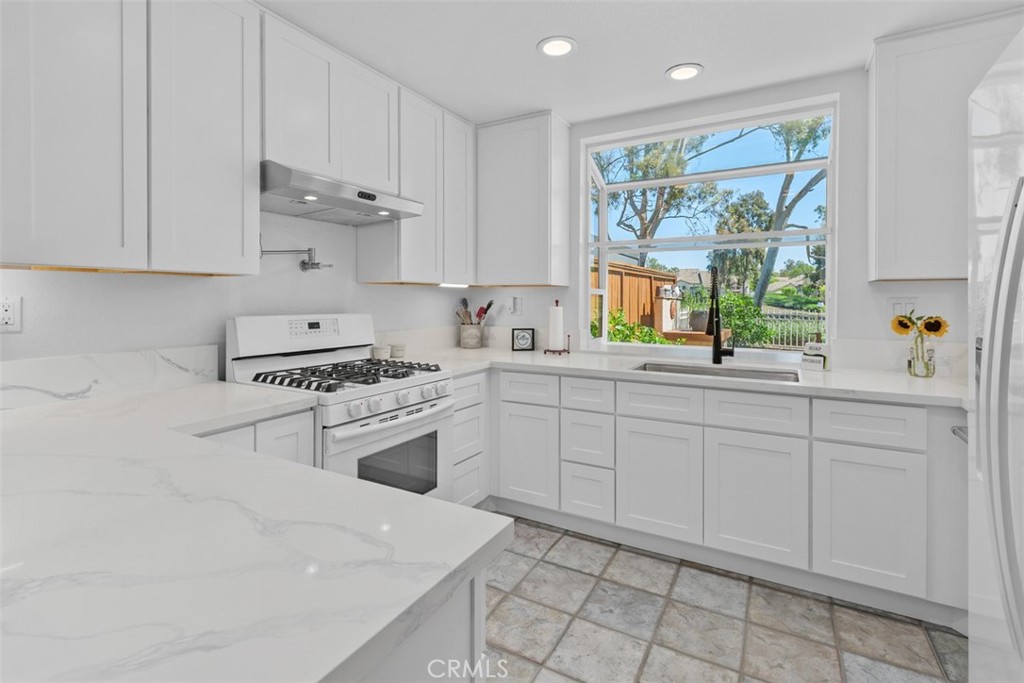 44 Pinzon Property Photo 19