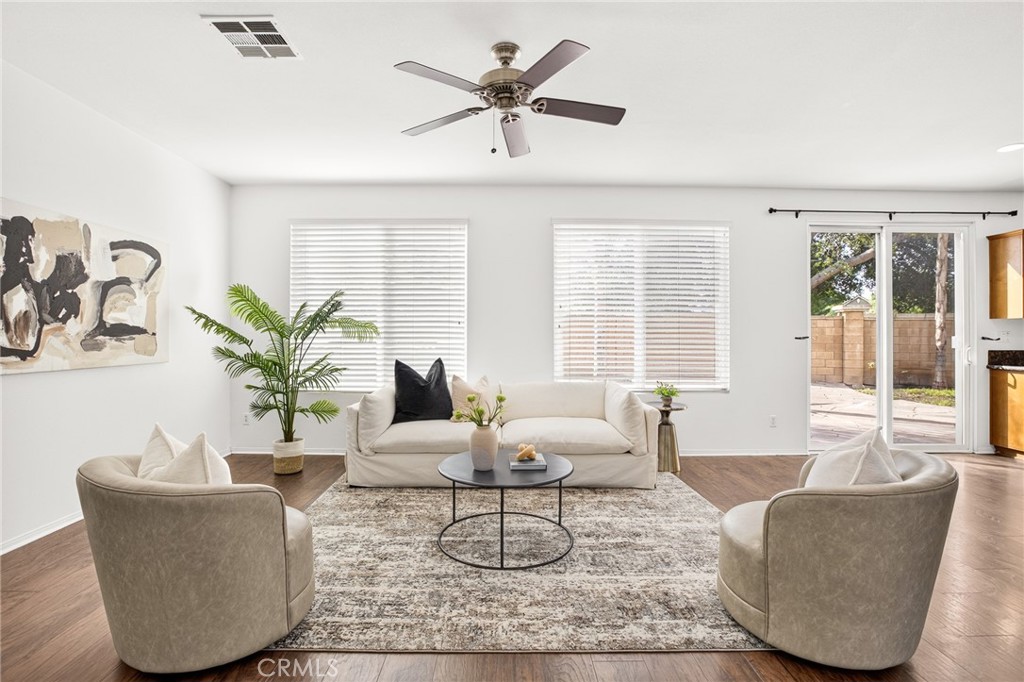 33629 Pebble Brook Circle Property Photo 4