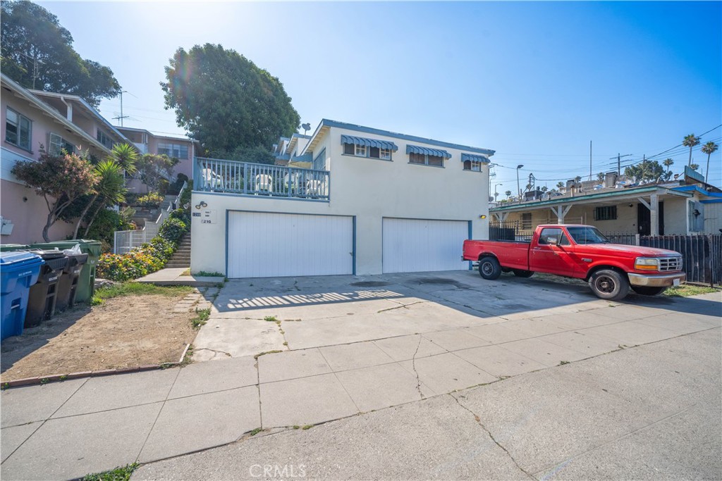 1288 West Property Photo 3