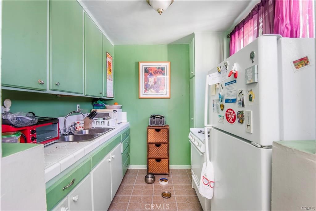1288 West Property Photo 9
