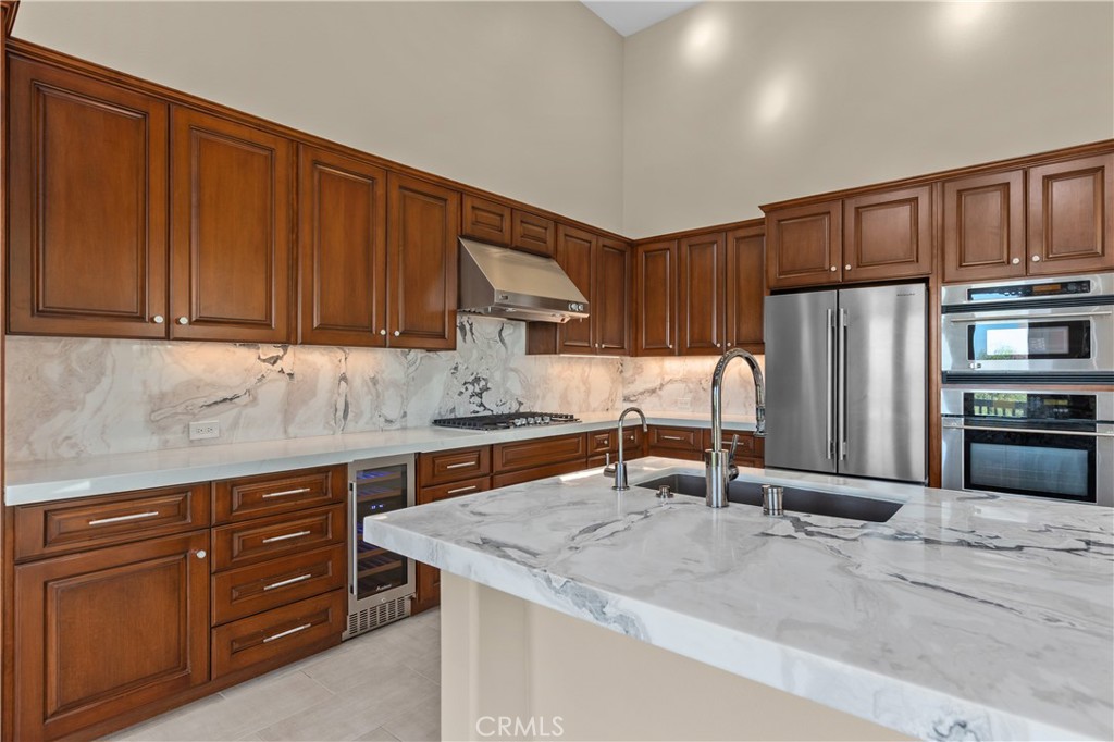 3987 Balmoral Property Photo 19