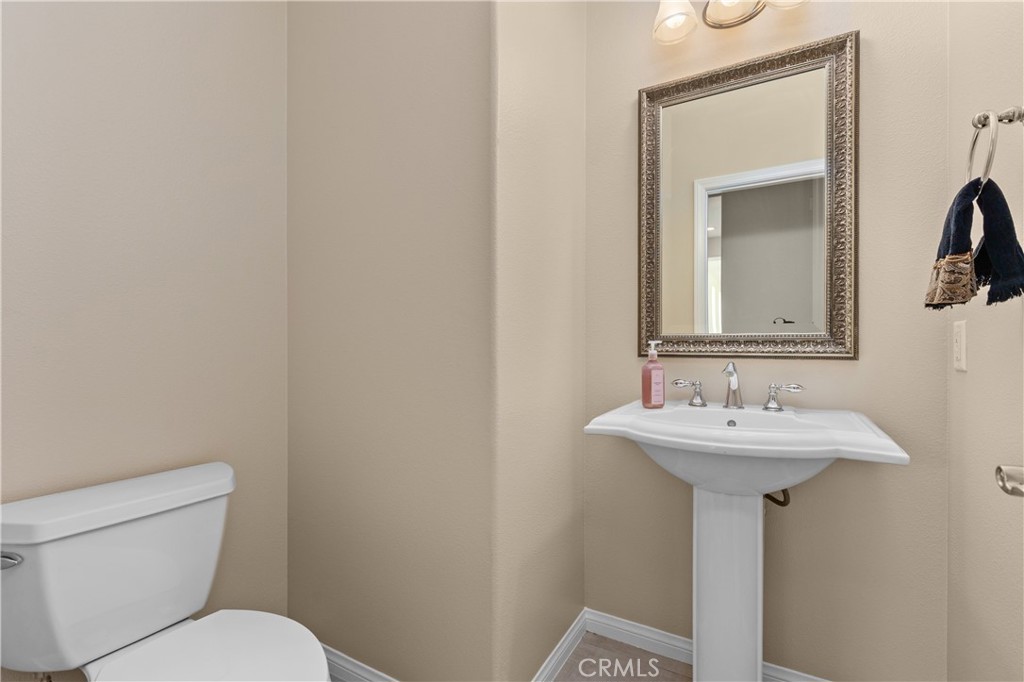 3987 Balmoral Property Photo 31