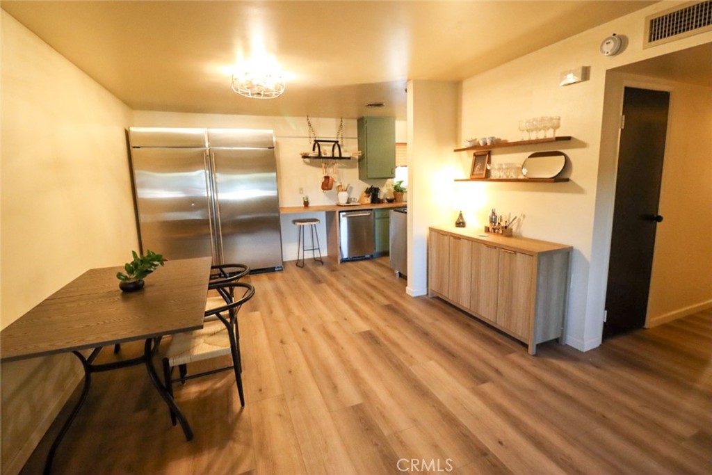 1021 California E Property Photo 3
