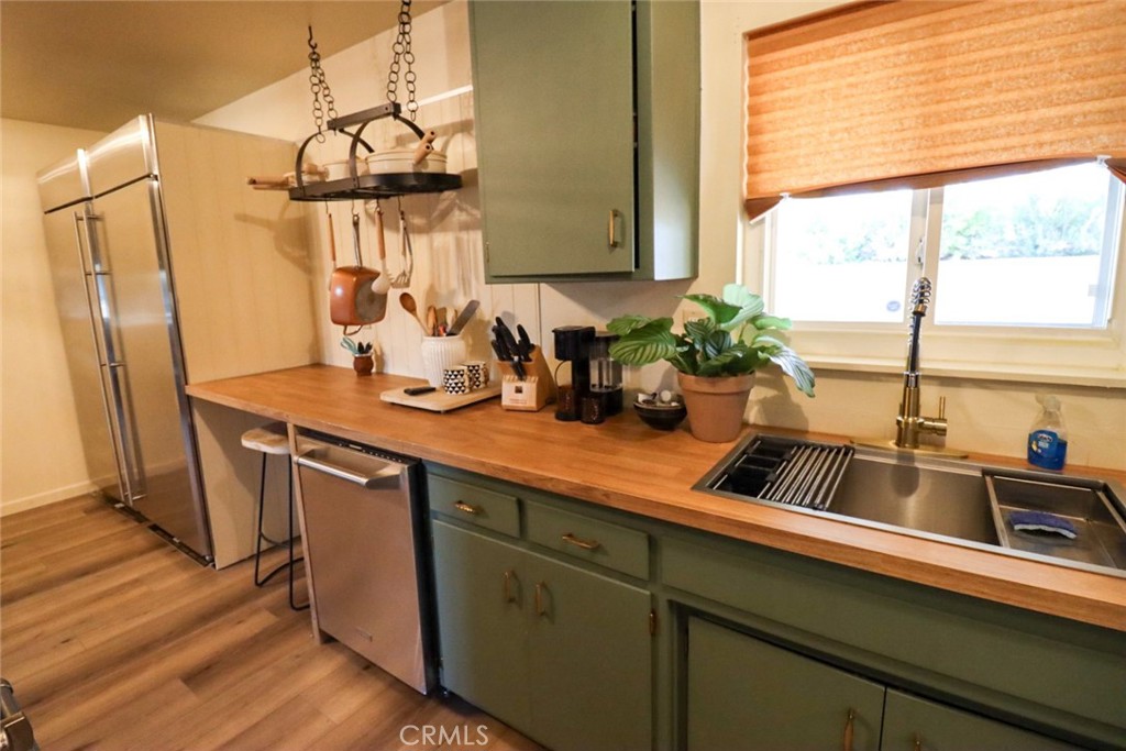1021 California E Property Photo 9