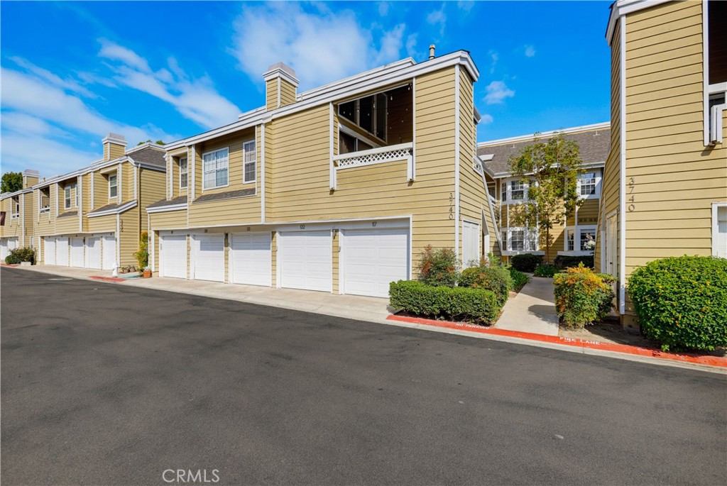 3740 South Bear Street D Property Photo 2