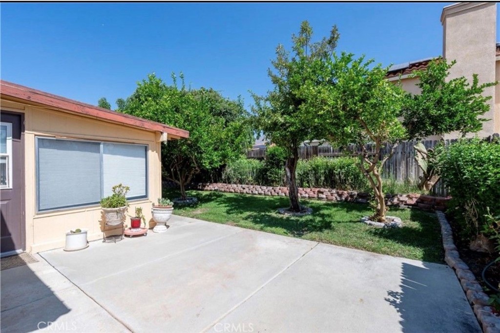 1087 Serena Property Photo 19