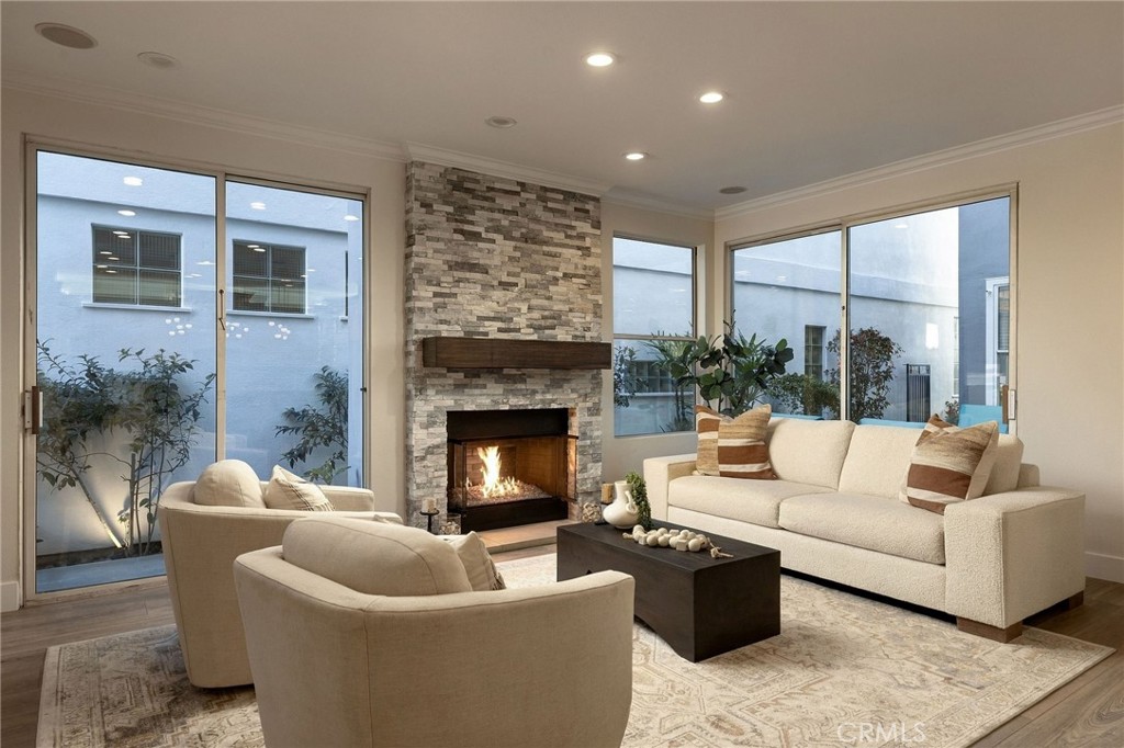 606 Goldenwest Street Property Photo 12