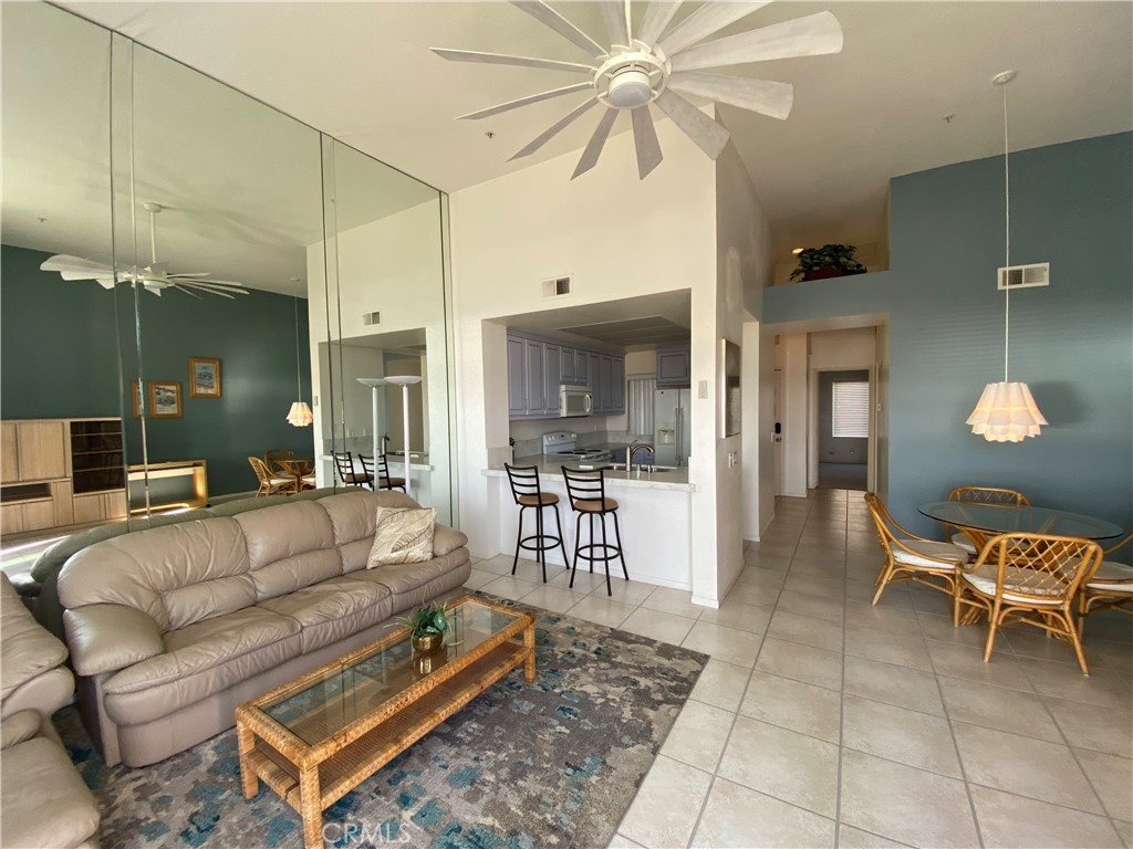 1200 Pacific Coast Hwy 314 Property Photo 7
