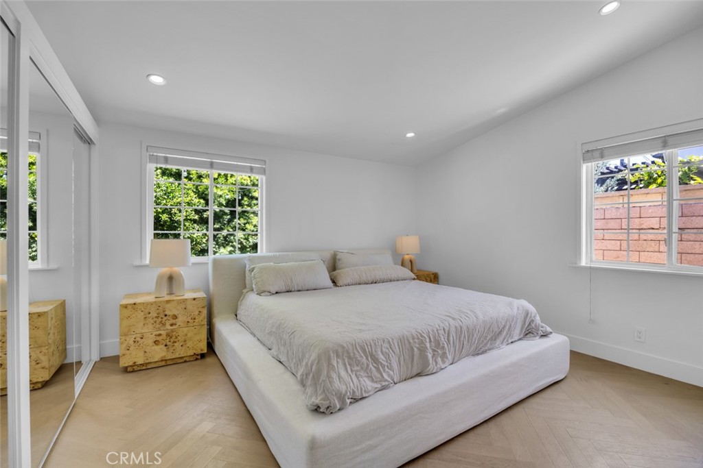 268 E Bay Property Photo 13