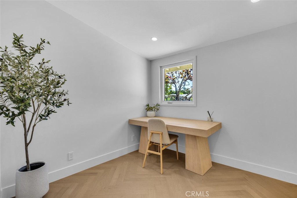 268 E Bay Property Photo 16