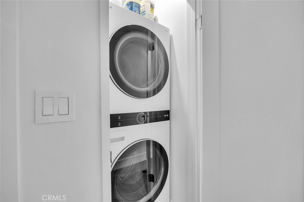 268 E Bay Property Photo 17