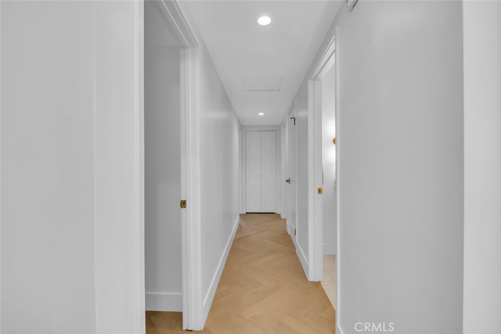 268 E Bay Property Photo 18