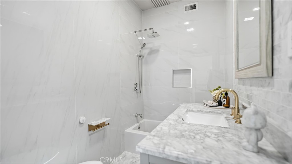 22 Palma Valley Property Photo 52