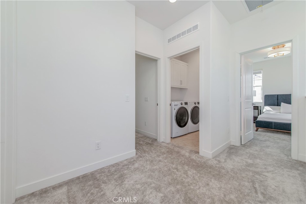 1092 N Anaheim Blvd 1 Property Photo 27