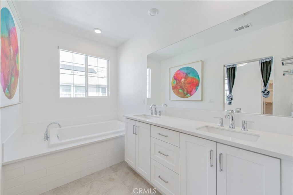 1092 N Anaheim Blvd 1 Property Photo 36