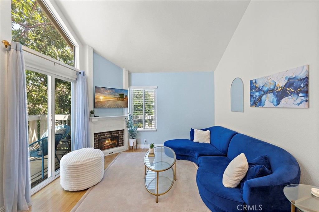 18952 Canyon View Property Photo 3