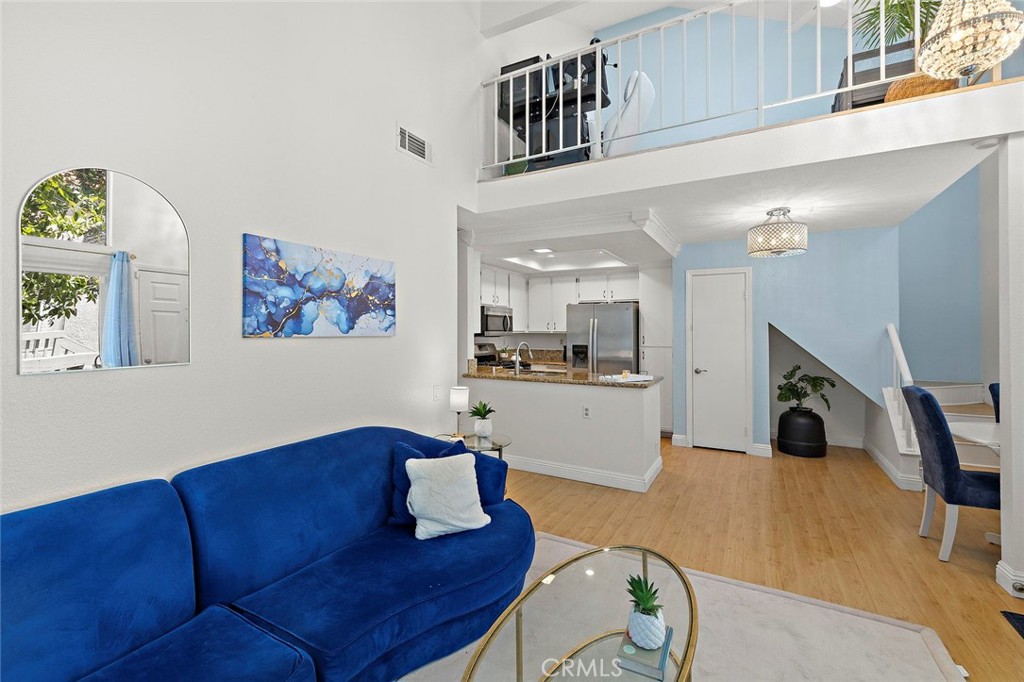 18952 Canyon View Property Photo 4