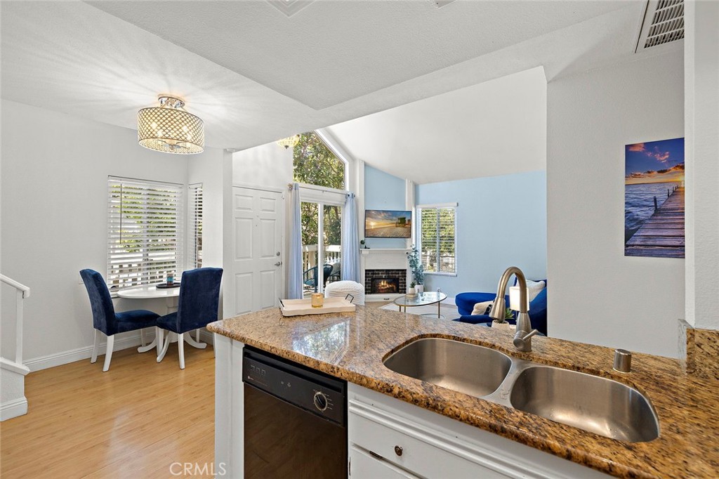 18952 Canyon View Property Photo 6