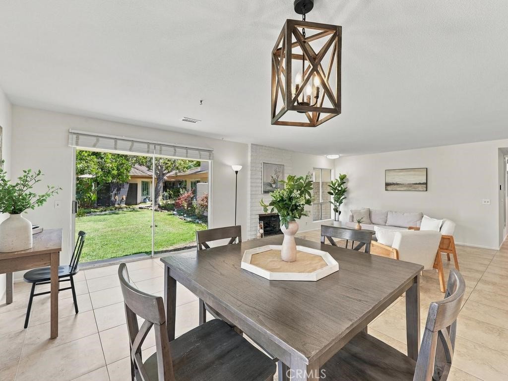 27121 Via Chiquero B Property Photo 8