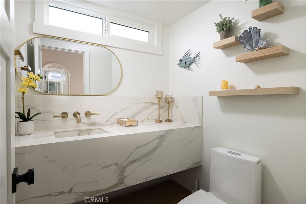 207 21st Property Photo 21