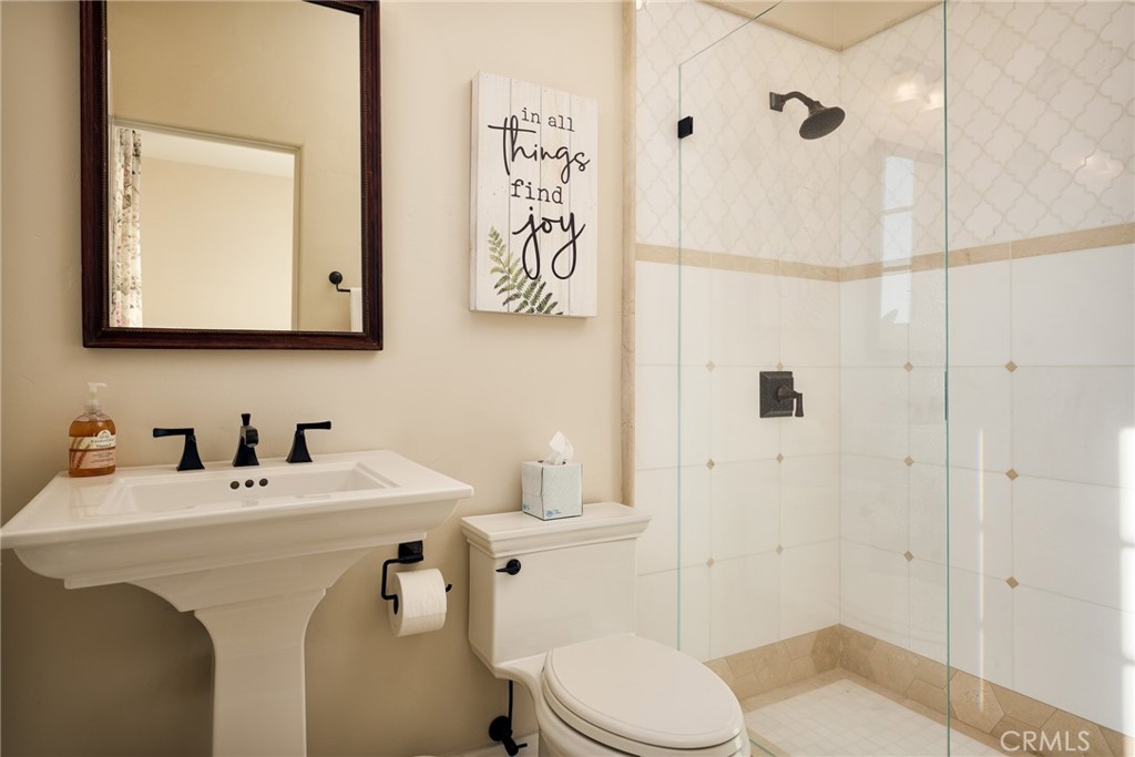16581 Melville Circle Property Photo 27