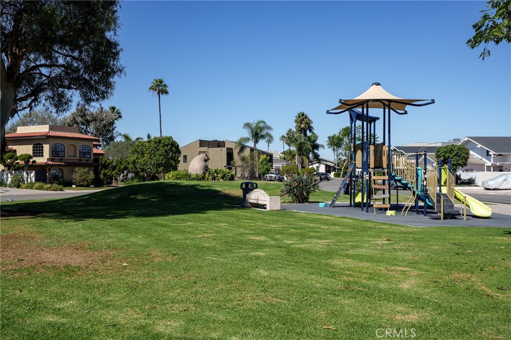 16581 Melville Circle Property Photo 41