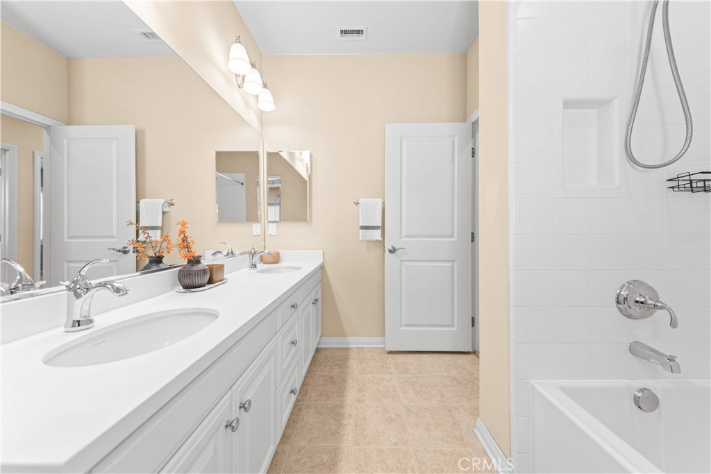 30 Larkfield Property Photo 37