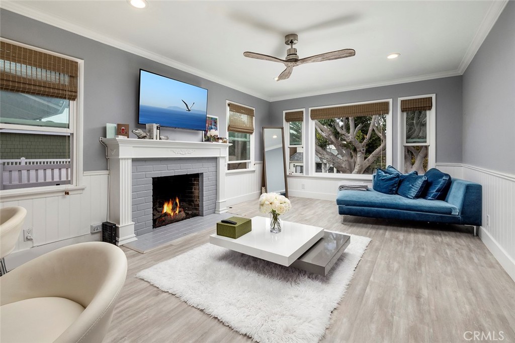 1609 E Balboa Boulevard Property Photo 18